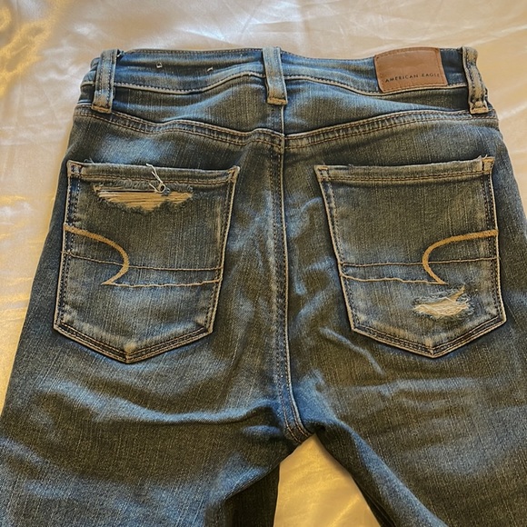 American eagle outfitters light wash jeans - Picture 3 of 4